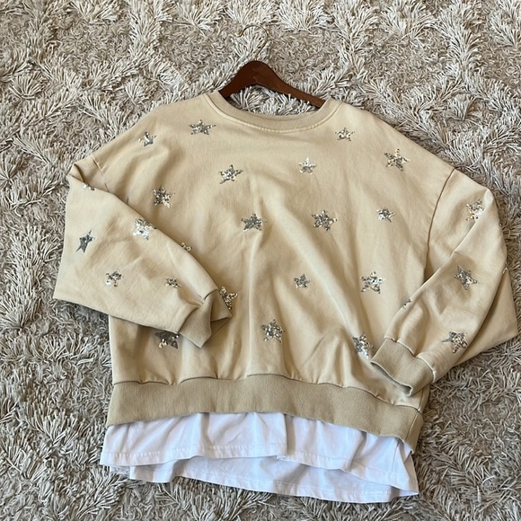 SISTER NANCY Beige Novelty Sweatshirt with Star Embellishments - Picture 4 of 6